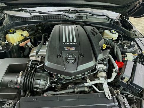 Used 2020 Cadillac CT4 V w/ Technology Package image 34