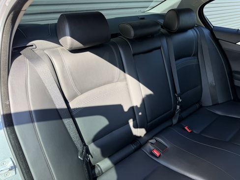 Used 2015 BMW 535i Sedan image 17