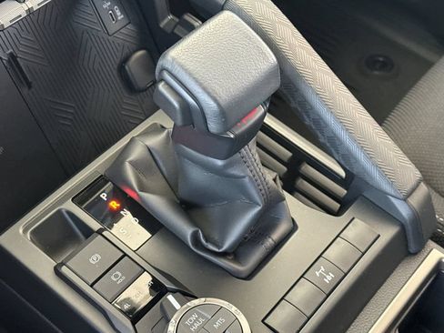 Used 2026 Toyota 4Runner 4WD image 25