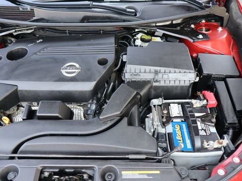 Used 2014 Nissan Altima 2.5 S FWD image 39