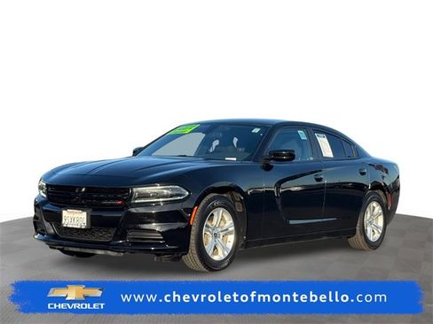Used 2022 Dodge Charger SXT image 1