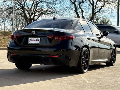 Used 2021 Alfa Romeo Giulia Ti Sport image 9