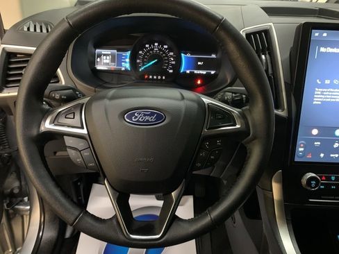 Used 2024 Ford Edge SEL image 25