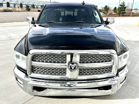 Used 2014 RAM 2500 Laramie image 4