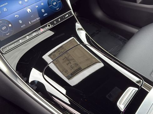 New 2026 Mercedes-Benz GLC 350e 4MATIC image 24