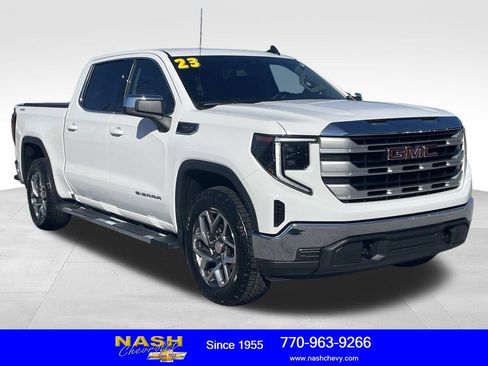 Used 2023 GMC Sierra 1500 SLE w/ Preferred Package image 1