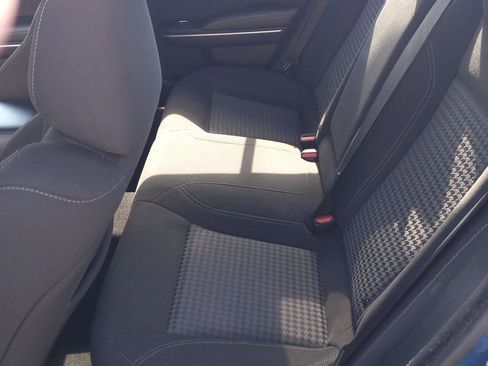 Used 2023 Dodge Charger SXT image 11