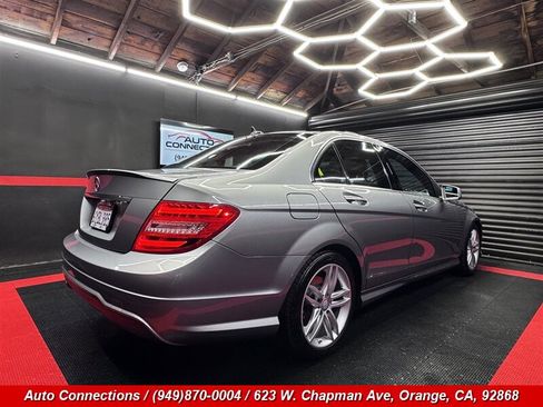 Used 2013 Mercedes-Benz C 250 Sedan image 3