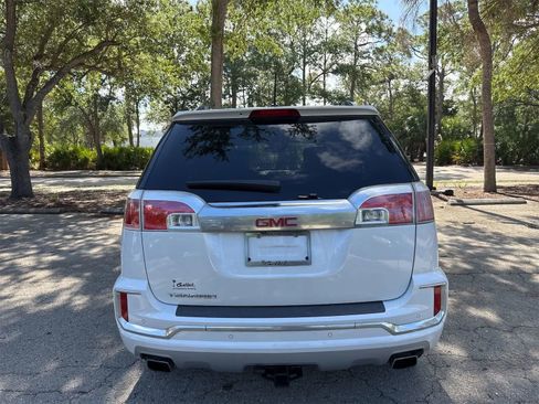 Used 2016 GMC Terrain Denali FWD image 3