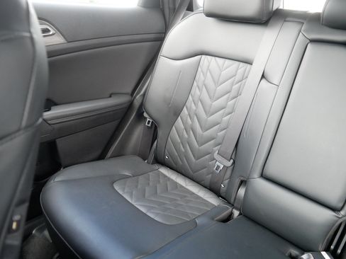 Used 2023 Kia Sportage X-Line AWD/4WD image 12
