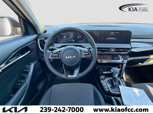 New 2026 Kia Seltos S image 15