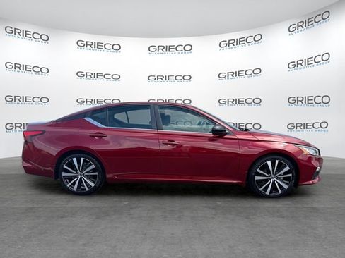 Used 2022 Nissan Altima 2.5 SR FWD image 4