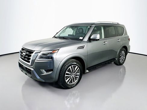Used 2024 Nissan Armada SL AWD/4WD image 3