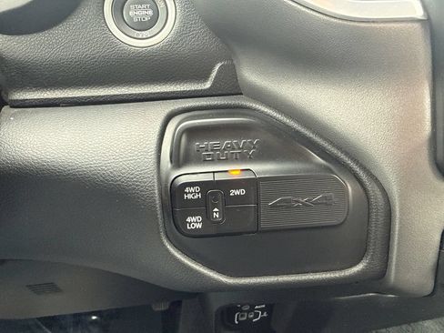 Used 2022 RAM 2500 Big Horn AWD/4WD image 17
