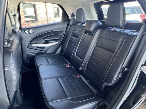 Used 2022 Ford EcoSport Titanium image 18