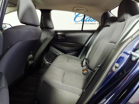 Used 2025 Toyota Corolla LE image 10