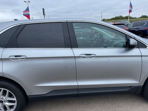 Used 2023 Ford Edge SEL image 26