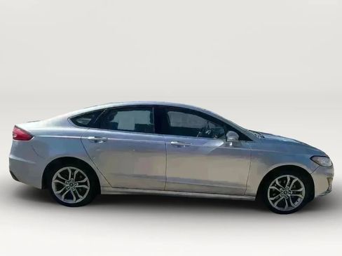 Used 2020 Ford Fusion SEL FWD image 8