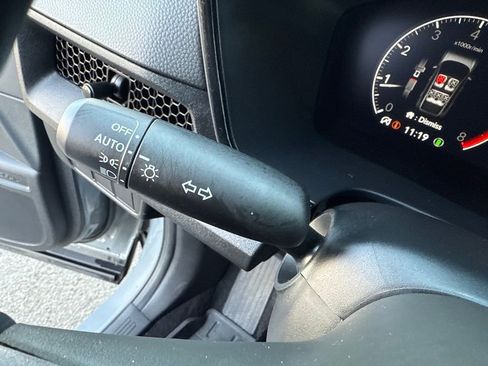 Used 2025 Honda CR-V EX image 29