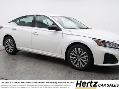 Used 2025 Nissan Altima 2.5 SV