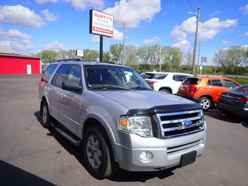 Used 2010 Ford Expedition XLT AWD/4WD image 1