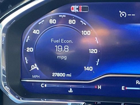 Used 2025 Chevrolet Silverado 1500 LT image 12