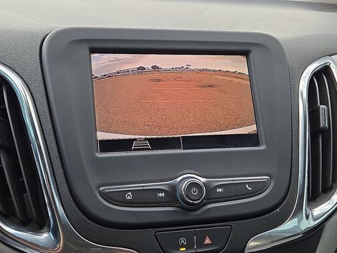 Used 2024 Chevrolet Equinox LS w/ LS Convenience Package AWD/4WD image 28
