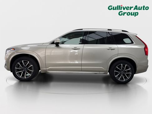 Used 2017 Volvo XC90 T6 Momentum w/ Vision Package AWD/4WD image 3