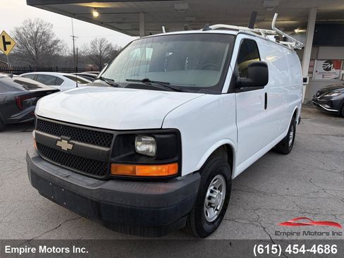 Used 2017 Chevrolet Express 2500 image 1