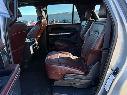 Used 2023 Ford Expedition Max Limited image 17