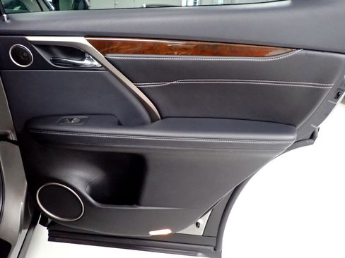 Used 2019 Lexus RX 450h AWD image 8