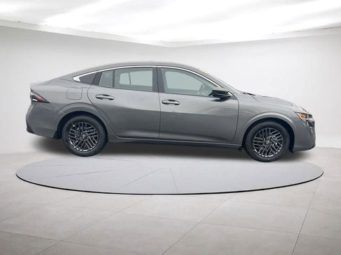 New 2026 Nissan Sentra SV w/ SV Convenience Package FWD image 6