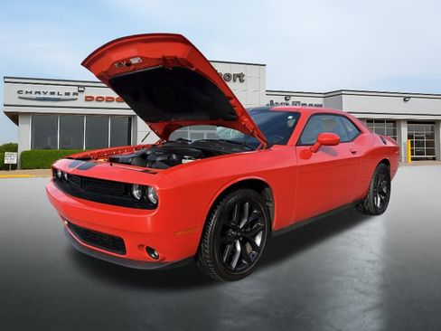 Used 2023 Dodge Challenger SXT w/ Blacktop Package image 18