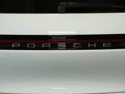 New 2026 Porsche Macan S image 38