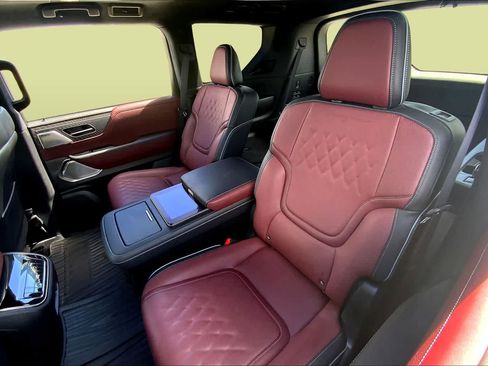 Used 2025 INFINITI QX80 Autograph w/ Autograph Exterior Package AWD/4WD image 20