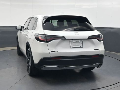 New 2026 Honda HR-V Sport image 4