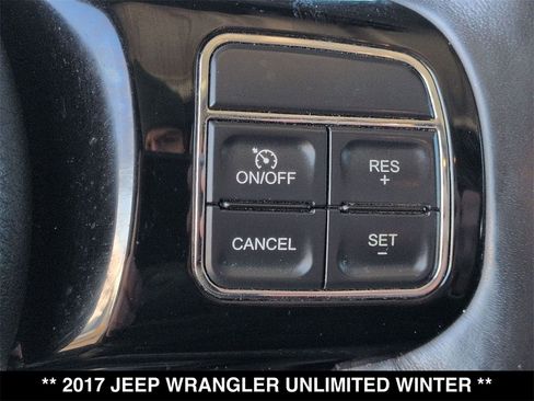 Used 2017 Jeep Wrangler Unlimited Sahara image 9