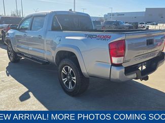 Used 2016 Toyota Tacoma TRD Sport video 3