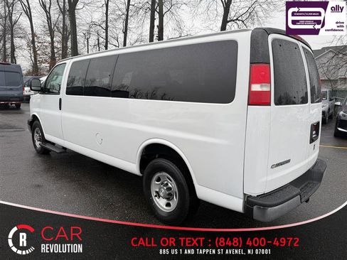 Used 2019 Chevrolet Express 3500 LT w/ LT Preferred Equipment Group image 4