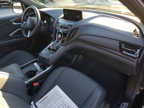 Certified 2025 Acura RDX SH-AWD image 4