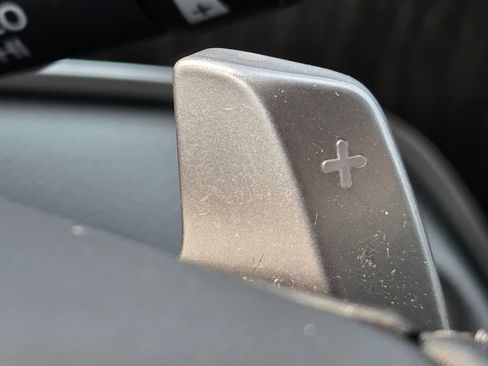 Used 2018 Honda Accord Touring image 21