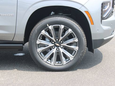 New 2026 Chevrolet Tahoe High Country AWD/4WD image 12