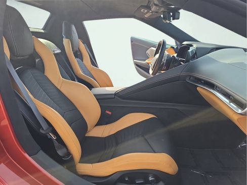 Used 2023 Chevrolet Corvette Stingray Premium Conv w/ Z51 Performance Package RWD image 15