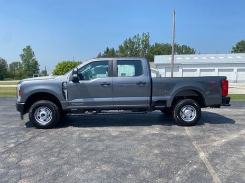 New 2025 Ford F250 XL image 2