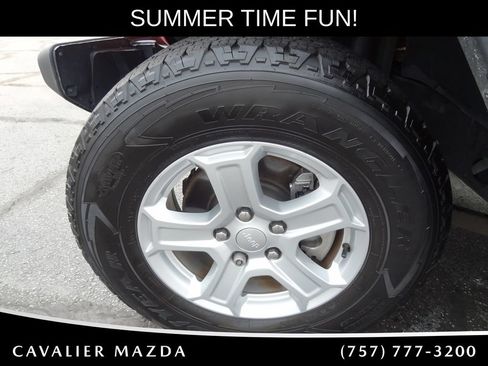 Used 2018 Jeep Wrangler Sport AWD/4WD image 43