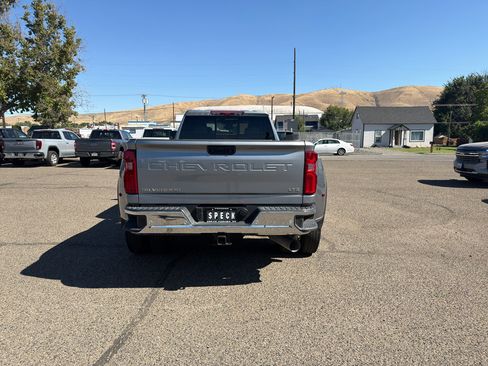 Used 2025 Chevrolet Silverado 3500 LTZ w/ LTZ Plus Package AWD/4WD image 6