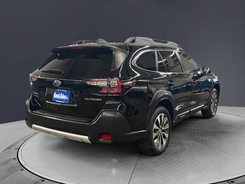 Used 2024 Subaru Outback Limited AWD/4WD image 5