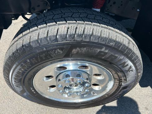 Used 2005 Ford F250 XLT AWD/4WD image 10