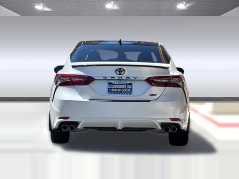 Used 2023 Toyota Camry XSE FWD image 9