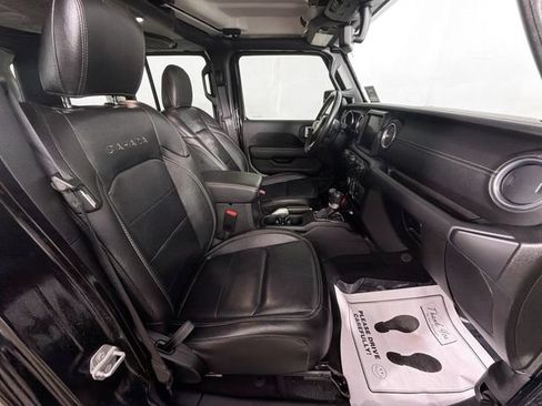 Used 2021 Jeep Wrangler Unlimited Sahara w/ Uconnect 4C Nav & Sound Group AWD/4WD image 28